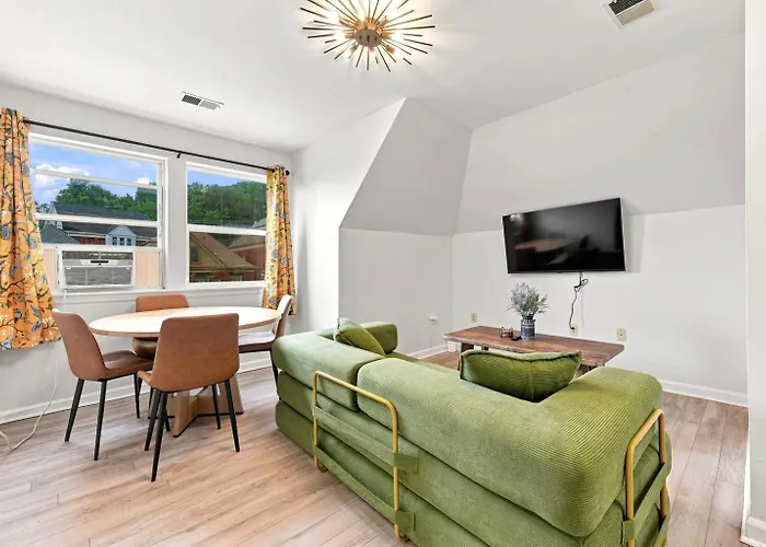 1br 1bath East Liberty Entire W Balcony Appartement